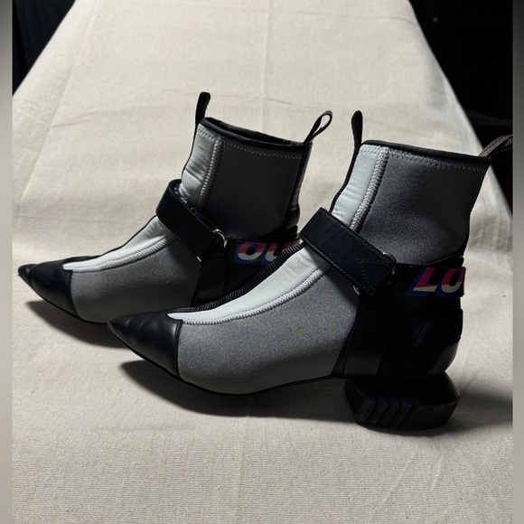 Louis Vuitton neoprene and leather booties - Picture 2 of 6